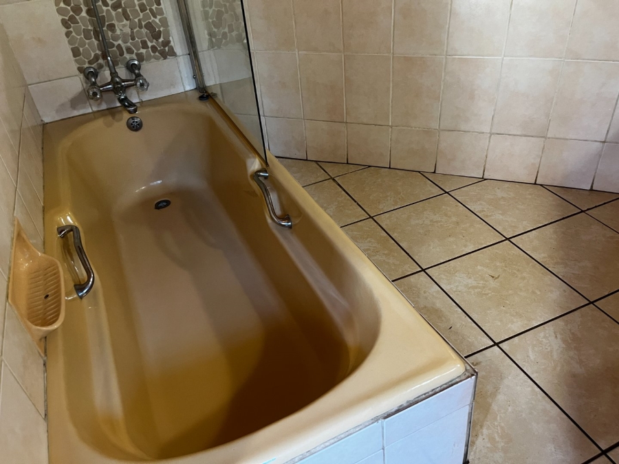 To Let 4 Bedroom Property for Rent in Schoemansville North West